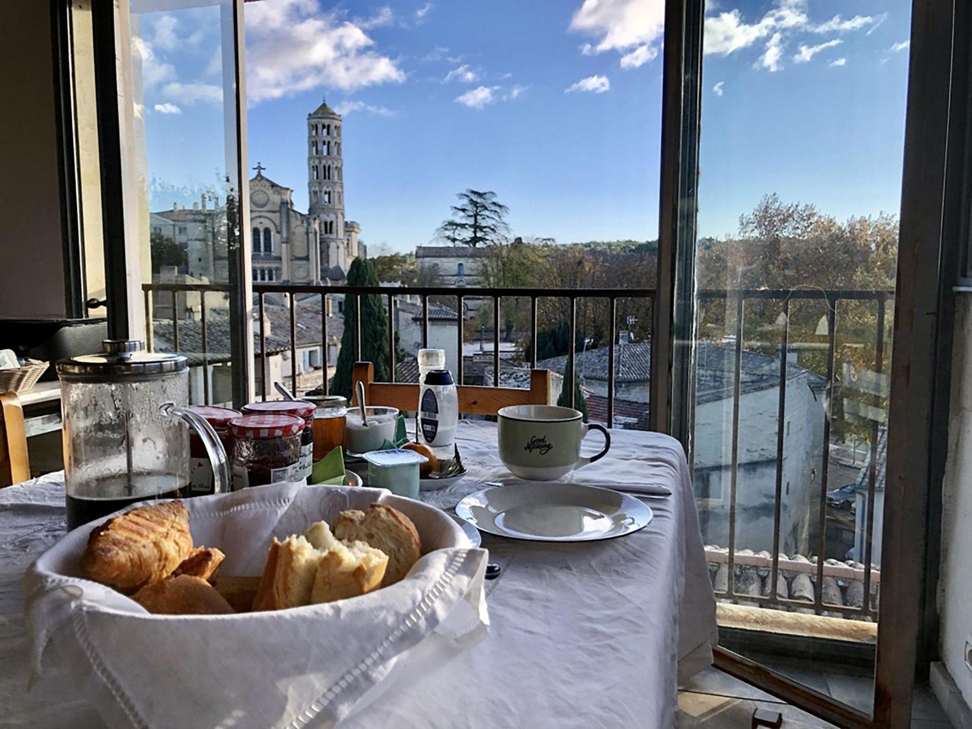 Uzès Chambre D'Hote Vue Exepitonnelle מראה חיצוני תמונה